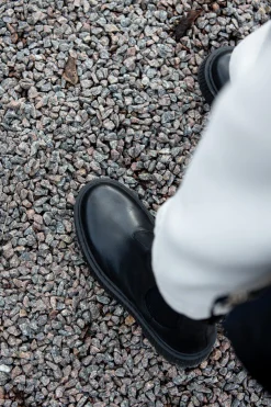 Alina Chelsea boots — Black