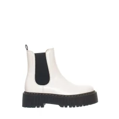 Alina Chelsea boots — Vanilla