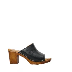 Amelia Clogs — Black