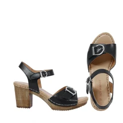 Amelia Clogs — Black