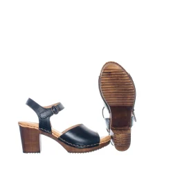 Amelia Clogs — Black