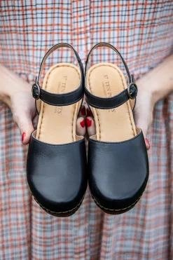 Amelia Clogs — Black