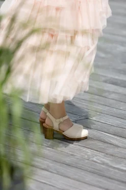 Amelia Clogs — Sand