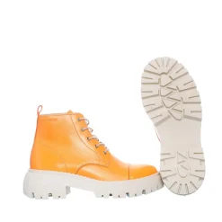 Aretha Laced boots — Orange