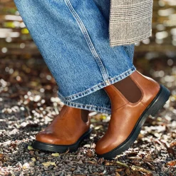 Berit Chelsea boots — Cognac