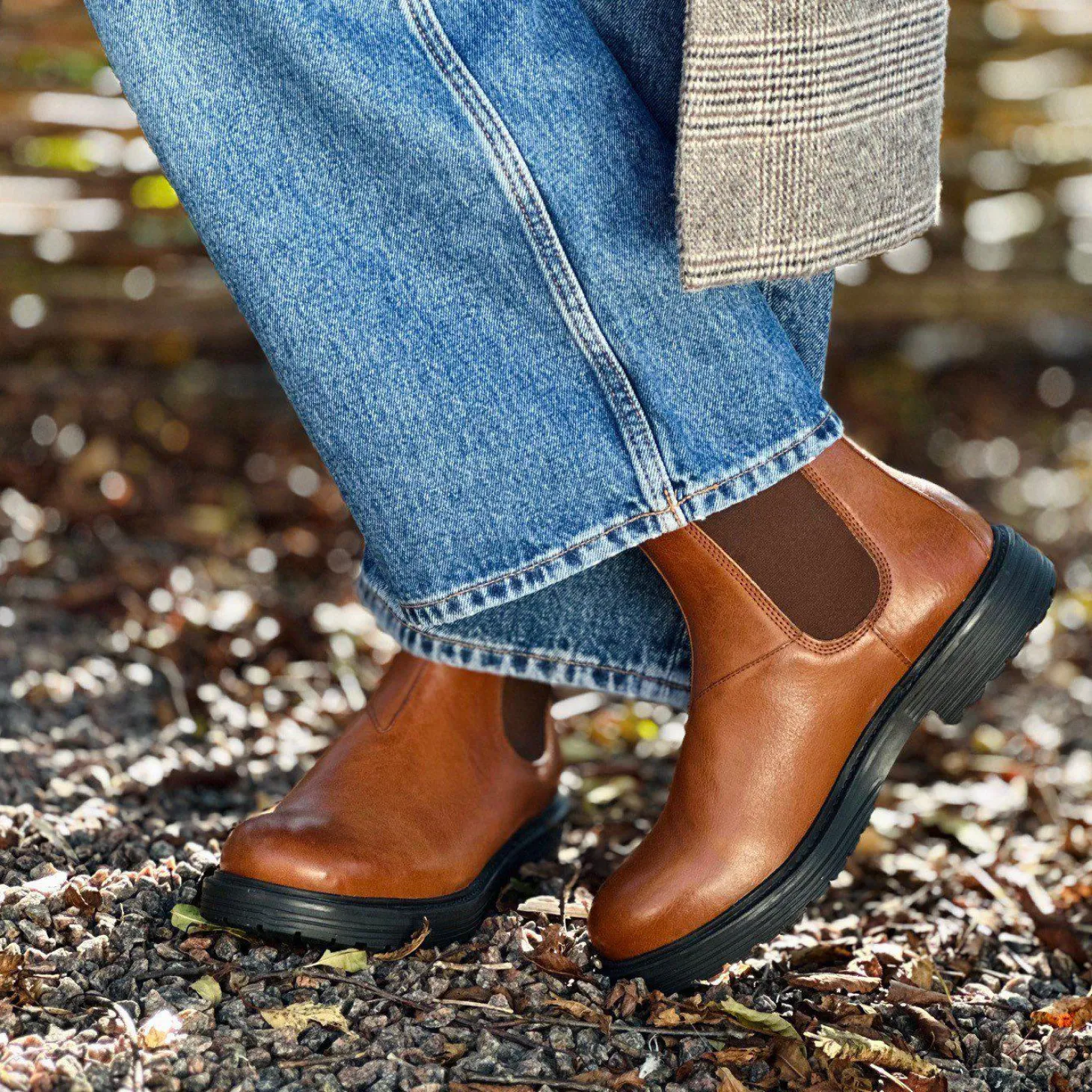 Berit Chelsea boots — Cognac