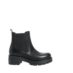 Cecilia Chelsea boots — Black