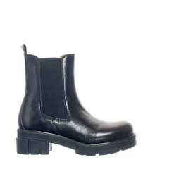 Cecilia Chelsea boots — Black