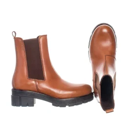 Cecilia Chelsea boots — Cognac