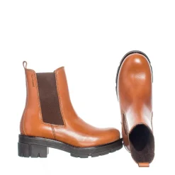 Cecilia Chelsea boots — Cognac