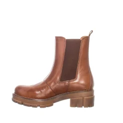 Cecilia Chelsea boots — Cognac
