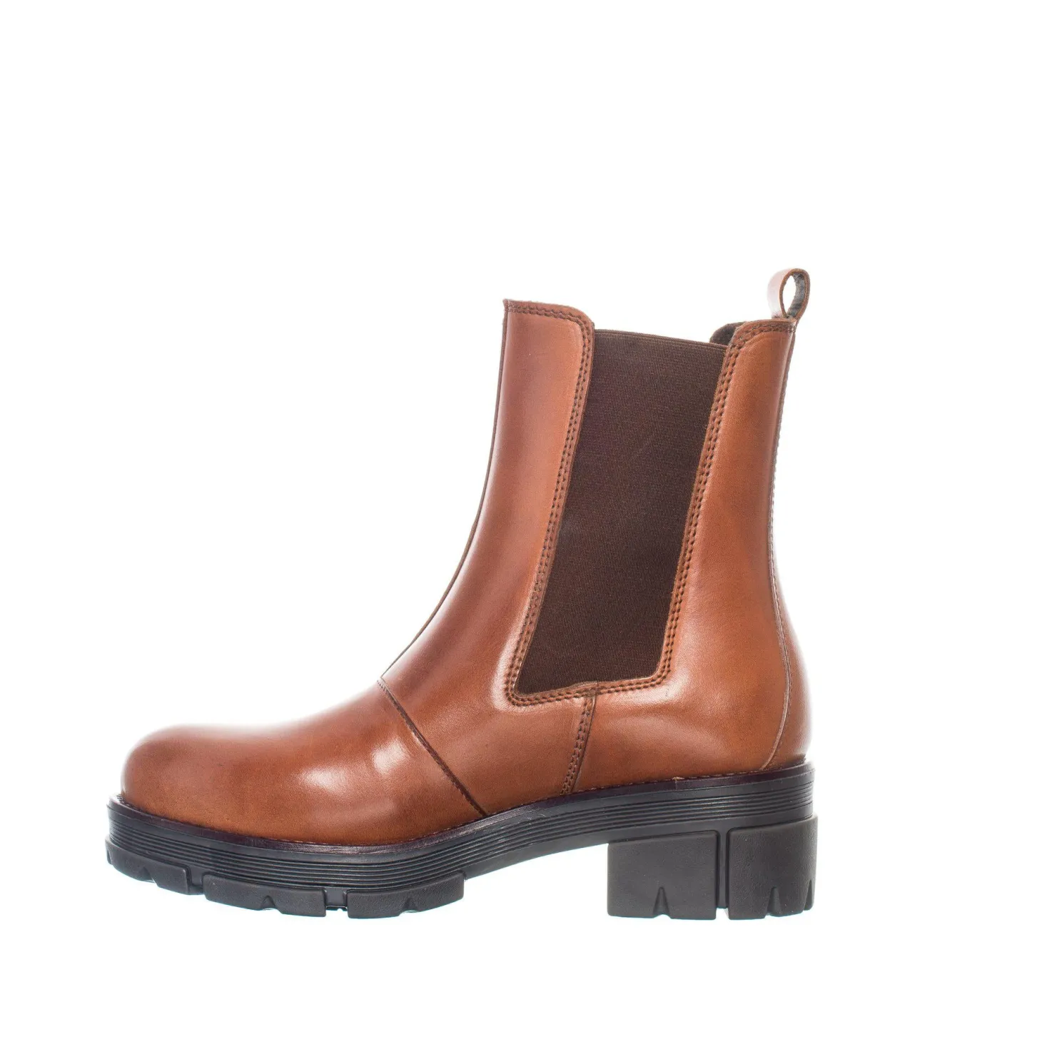 Cecilia Chelsea boots — Cognac
