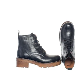Clarisse Laced boots — Black
