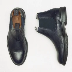 EMIL Chelsea boots — Black