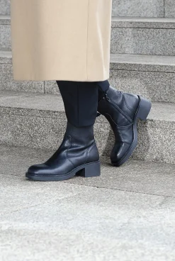 Ingrid Ankle boots — Black