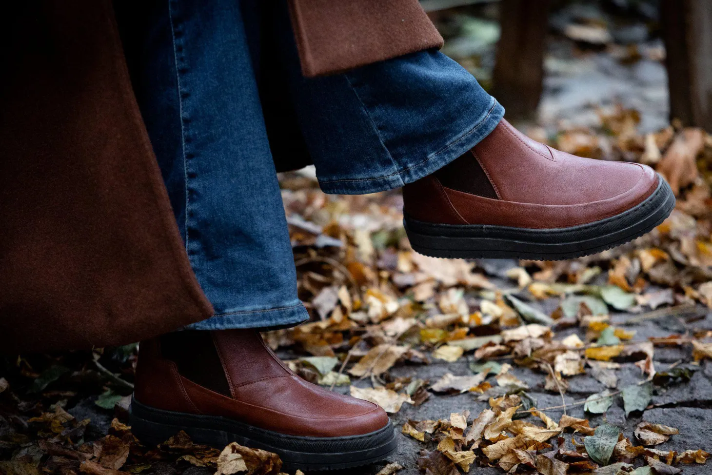 Larina Chelsea boots — Roasted brown