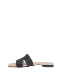 Madeleine Slip-in — Black