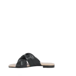 Madeleine Slip-in — Black
