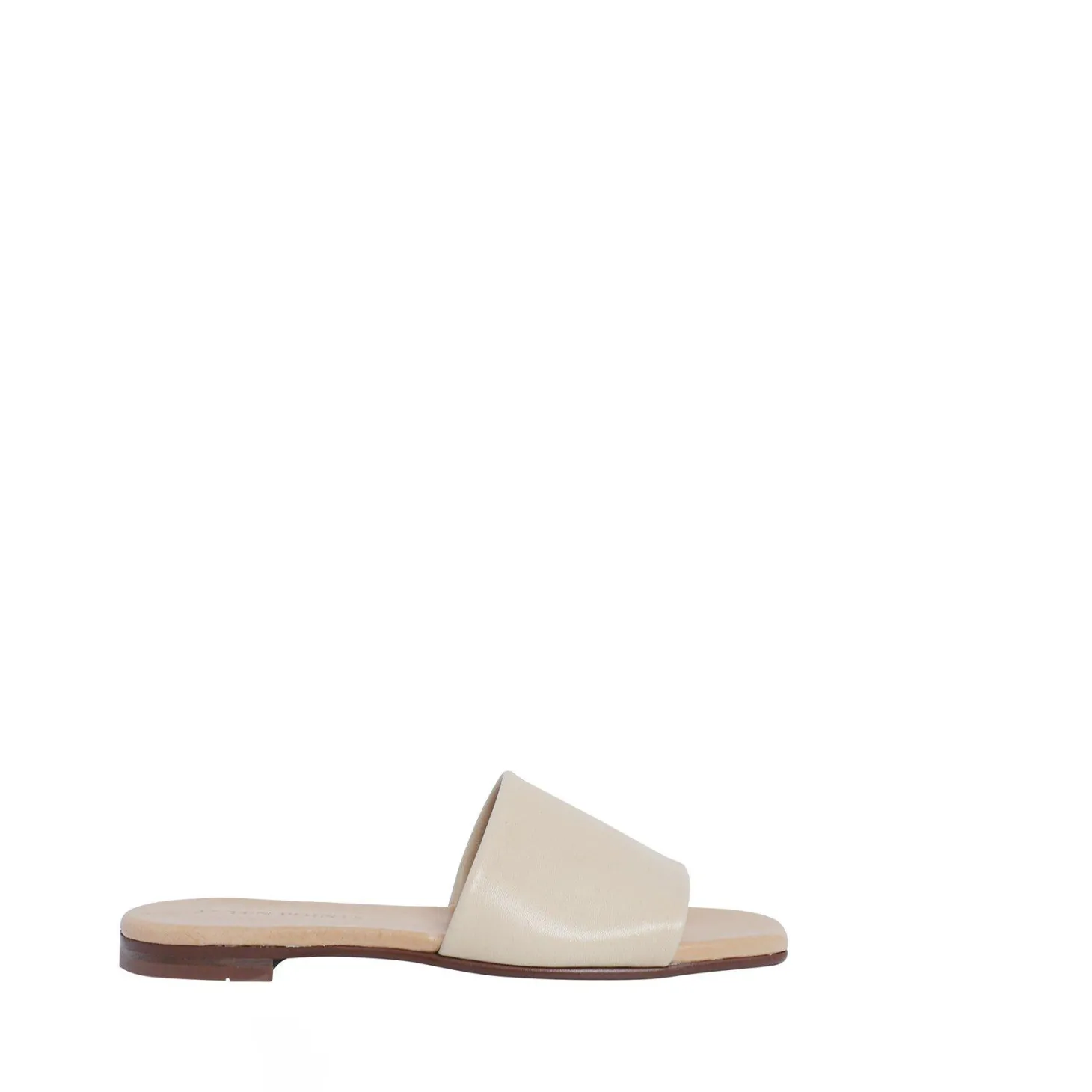 Madeleine Slip-in — Sand