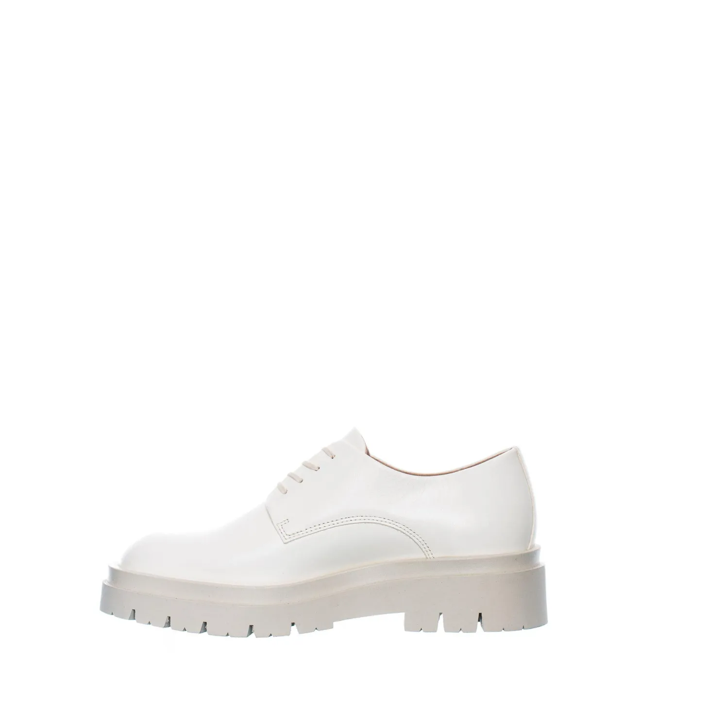 Margaret Laced shoes — Vanilla