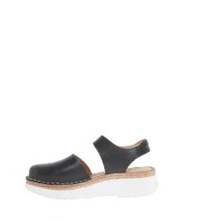 Maya 2 Sandals — Black