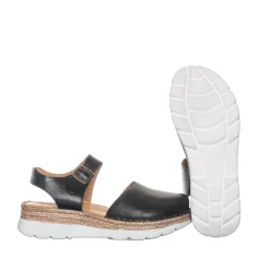 Maya Sandals — Black