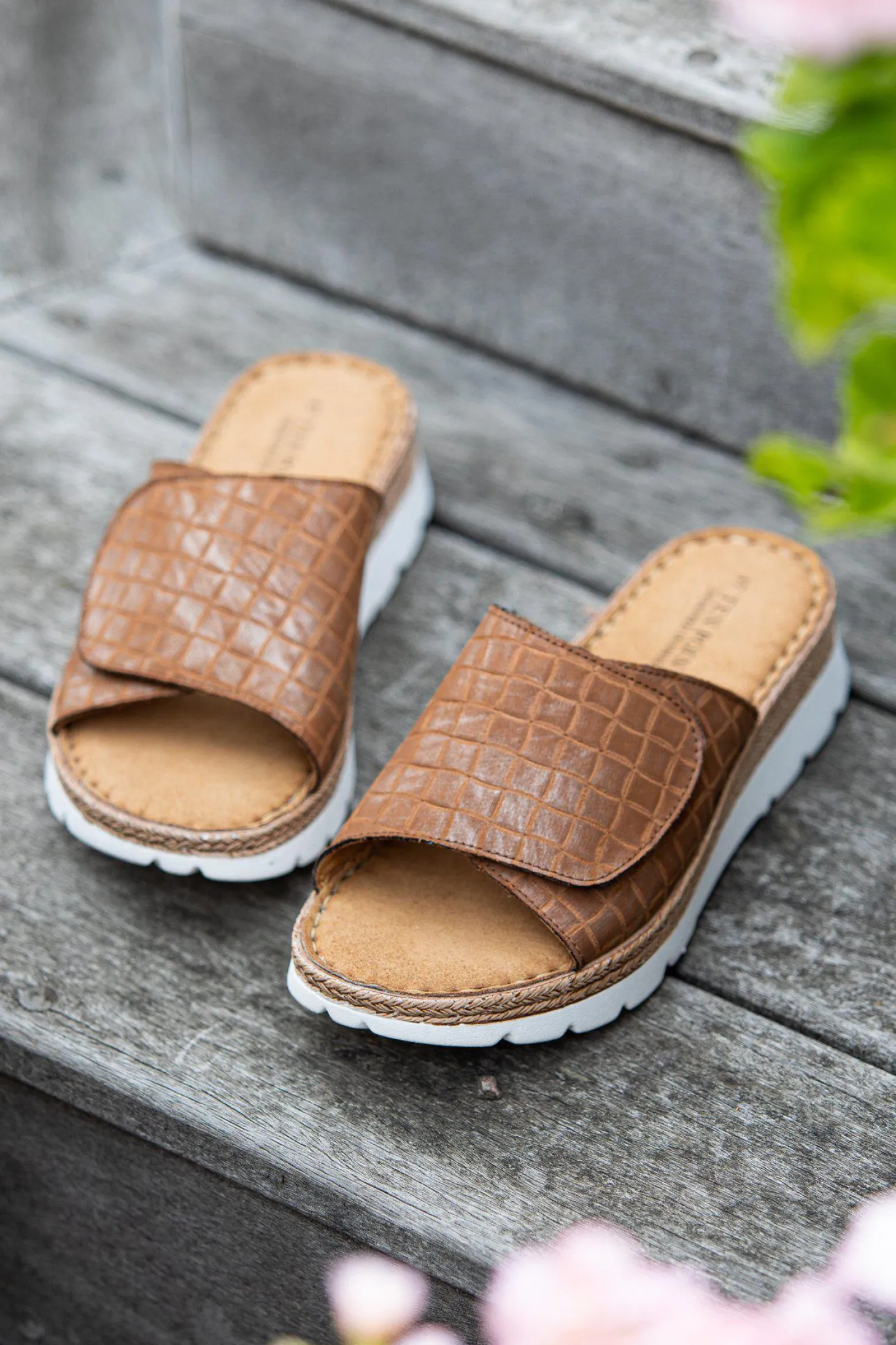 Maya Slip-in — Cognac