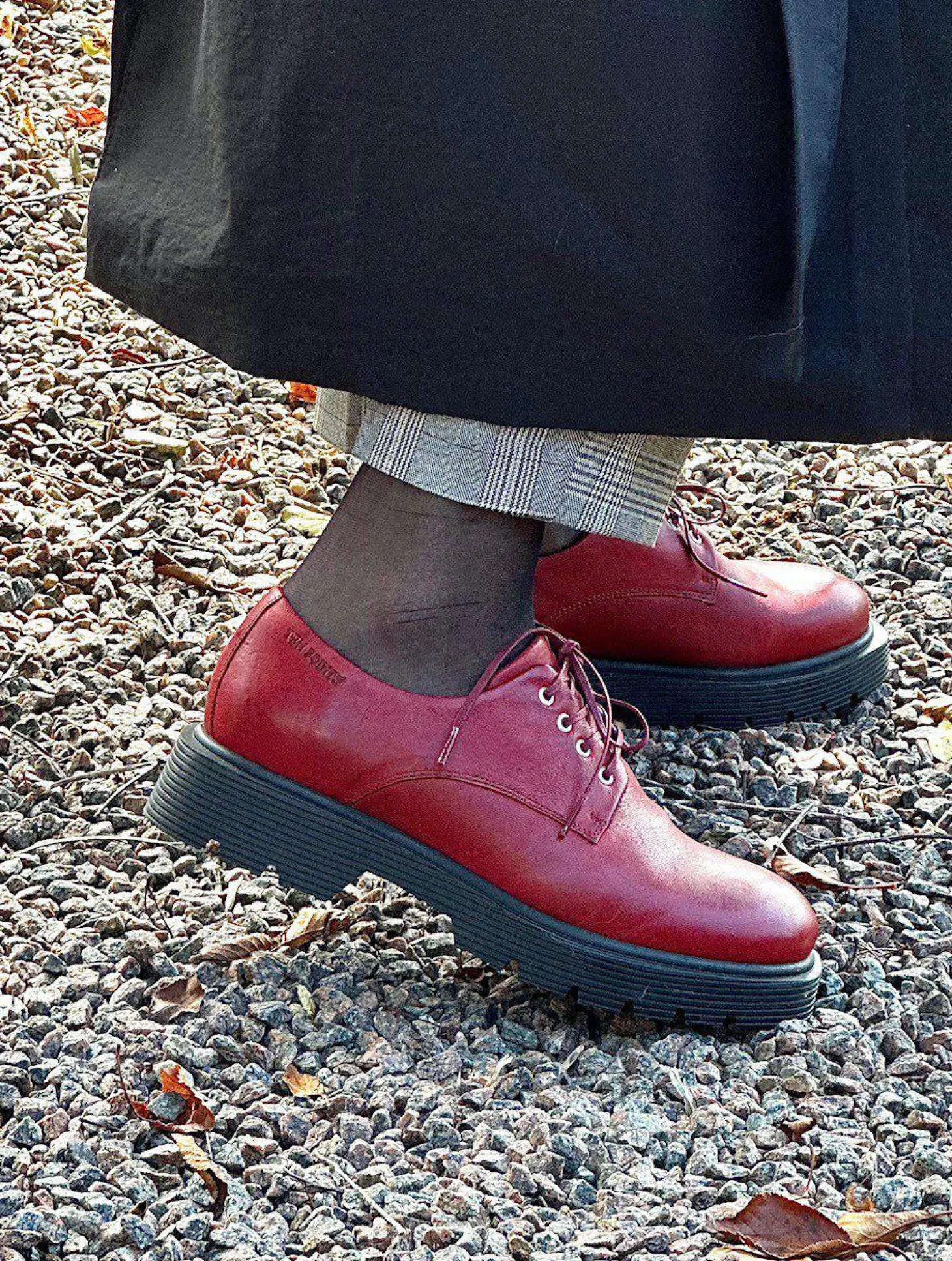 Mimmi Laced shoes — Red