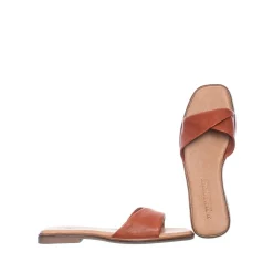 Olivia Slip-in — Cognac