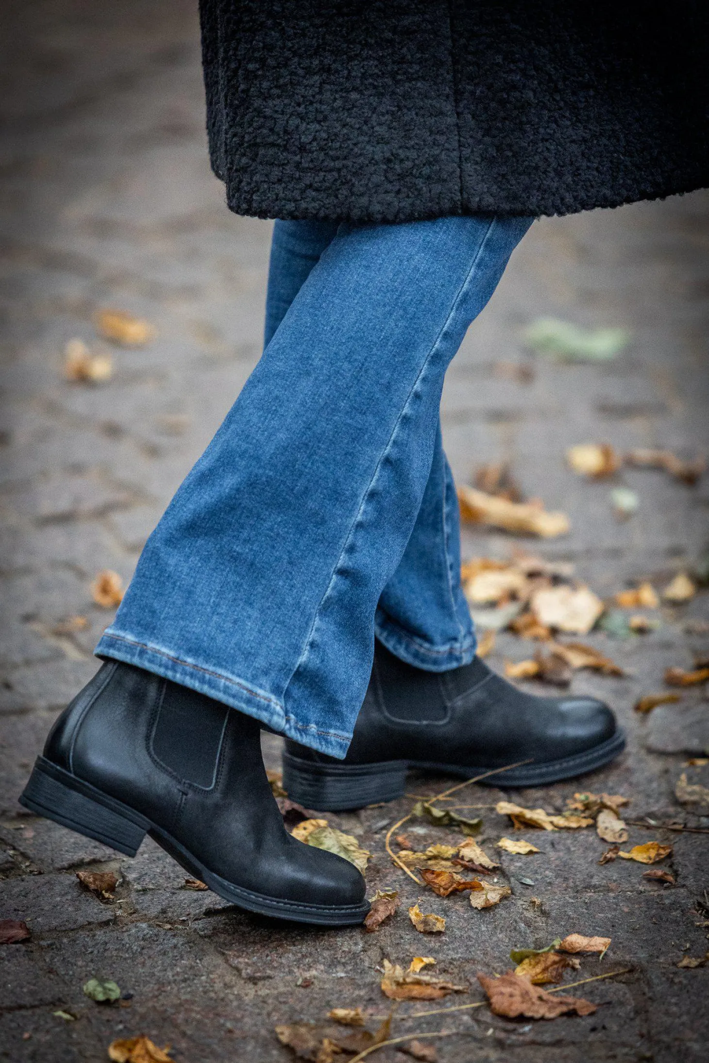 Pandora Chelsea boots — Black