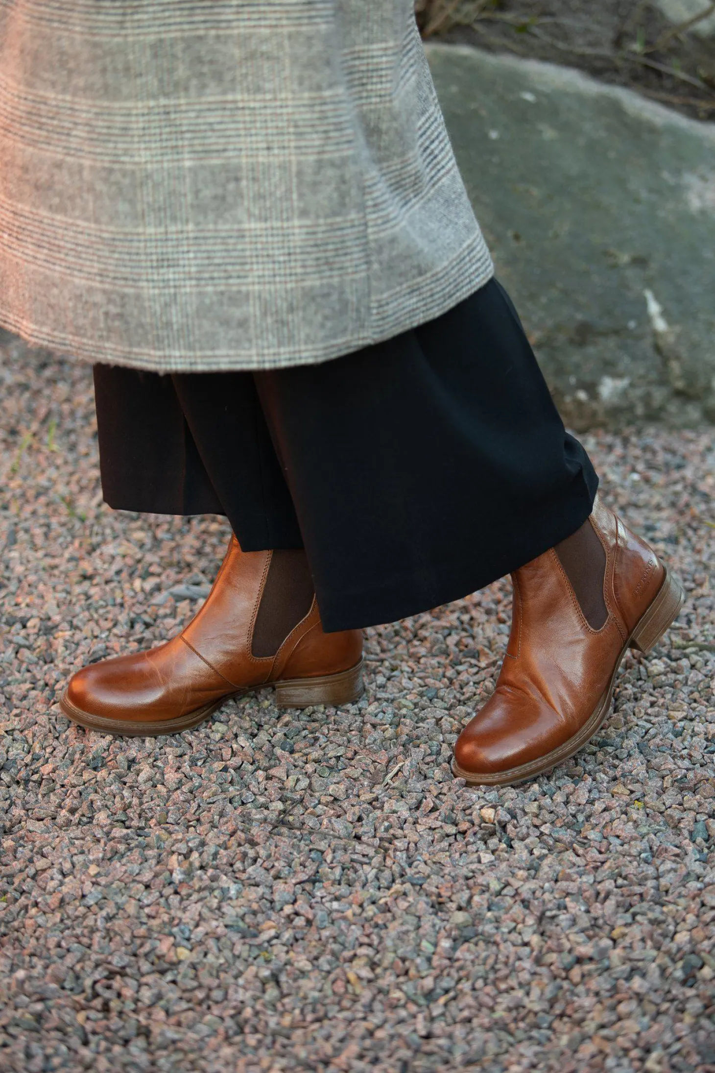 Pandora Chelsea boots — Cognac