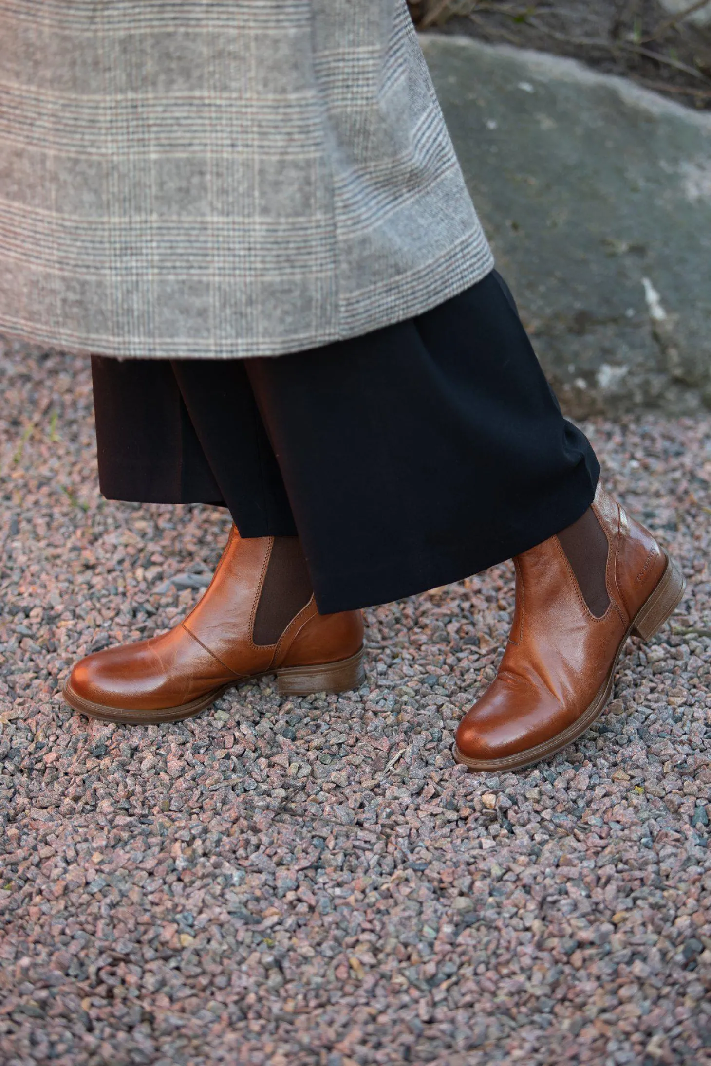 Pandora Chelsea boots — Cognac