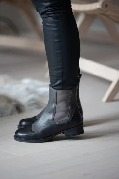 Pandora Chelsea boots — Grey