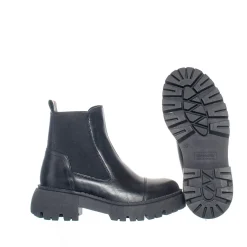 Pandora Chunky Chelsea boots — Black