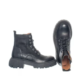 Pandora Chunky Laced boots — Black