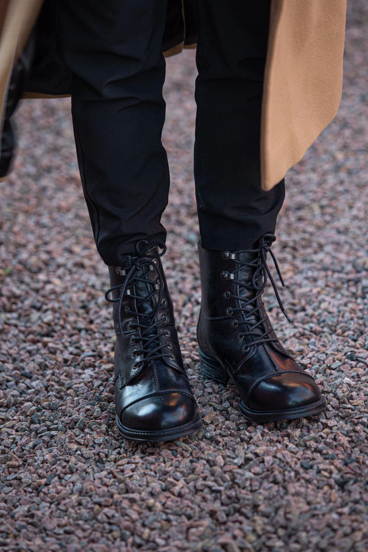 Pandora Laced boots — Black