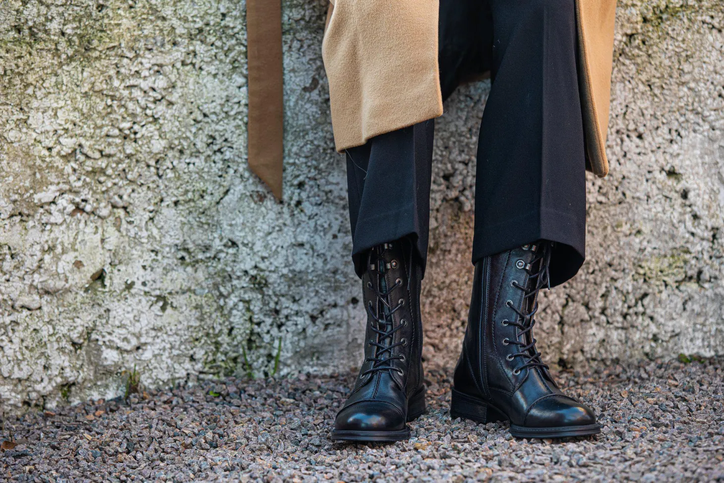 Pandora Laced boots — Black
