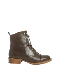 Pandora Laced boots — Brown