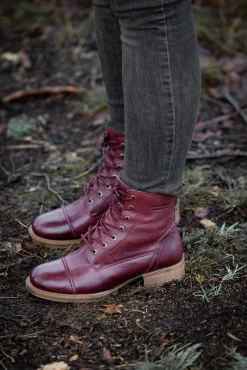 Pandora Laced boots — Dark red