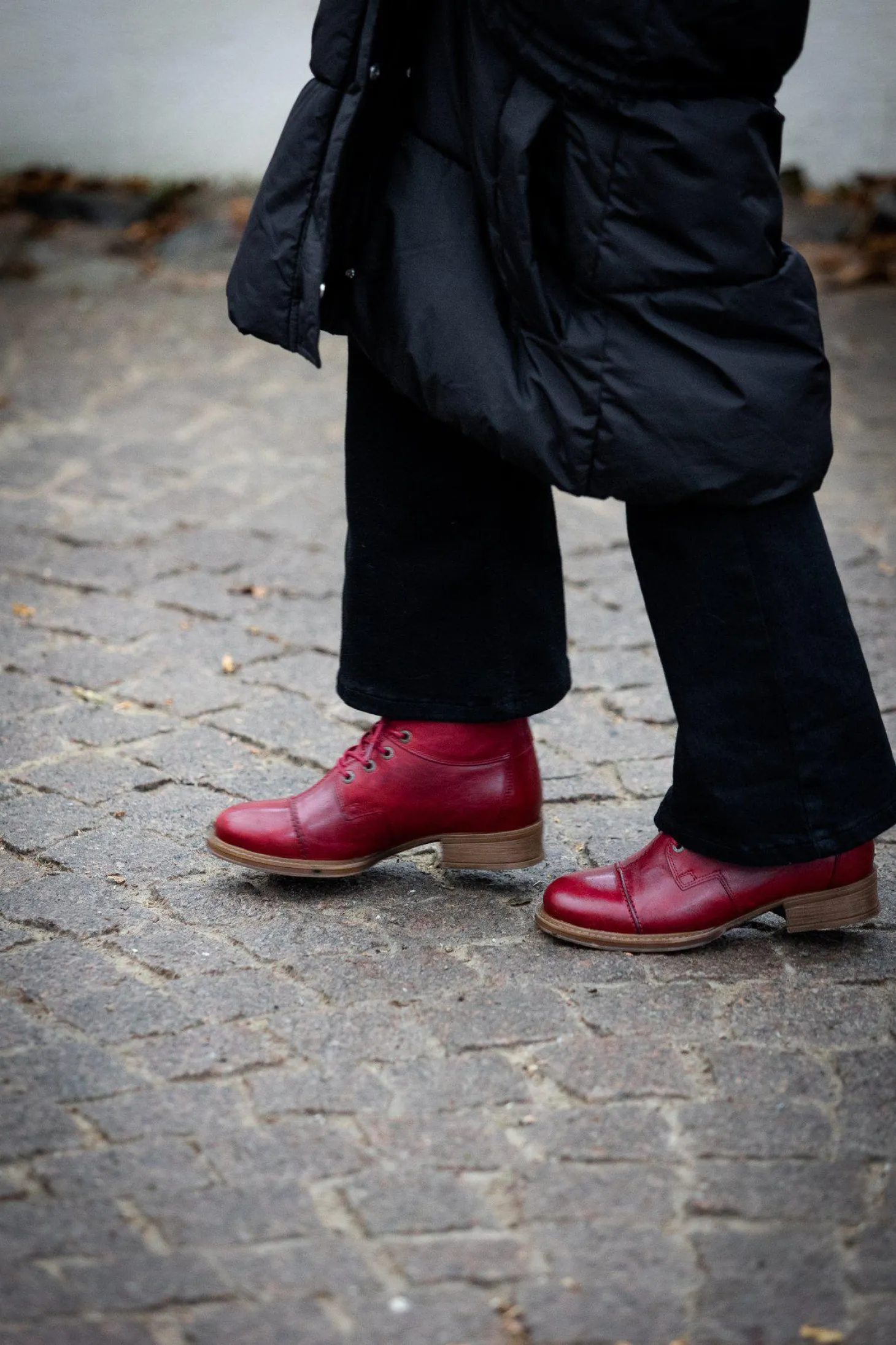 Pandora Laced boots — Sundried Tomato
