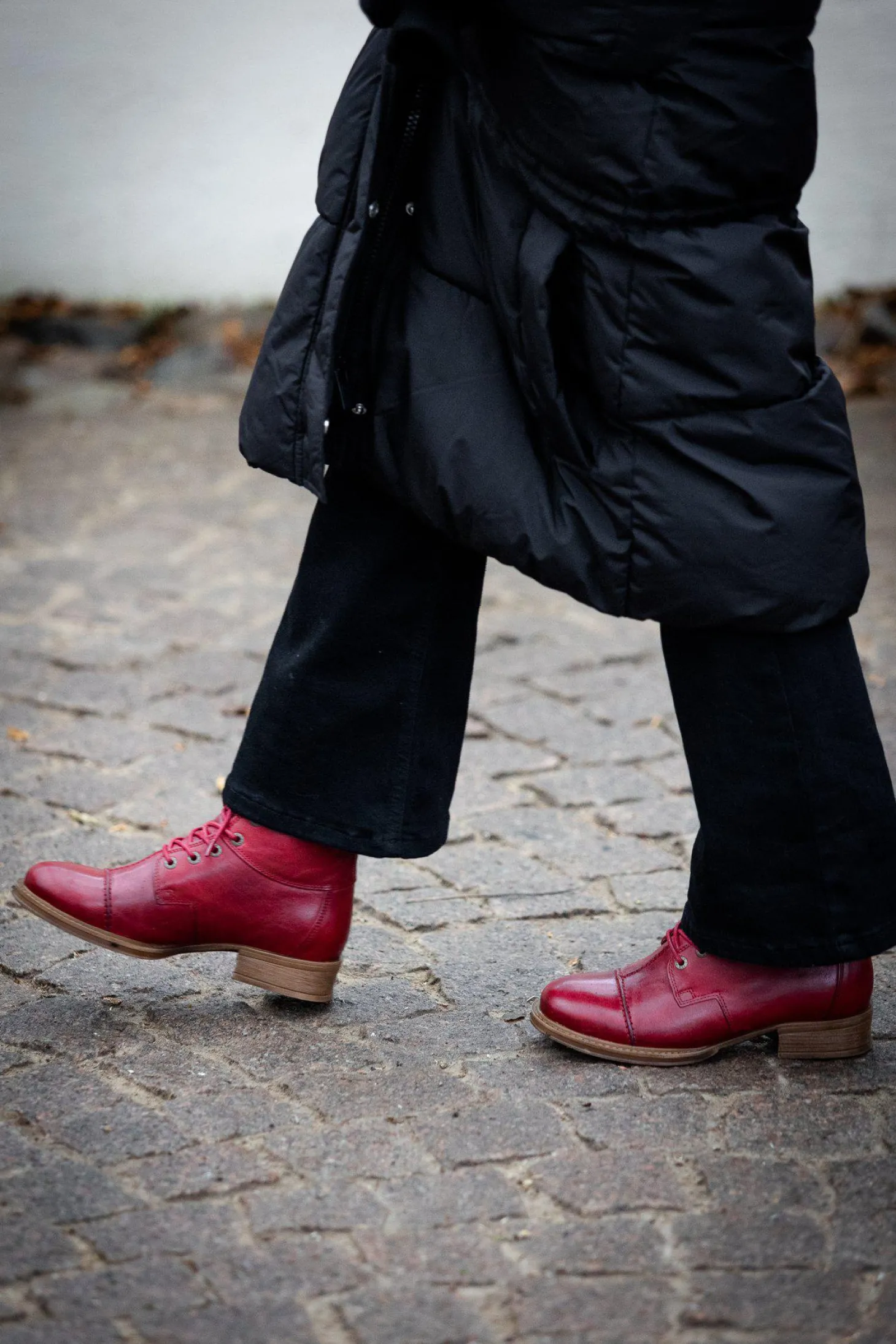 Pandora Laced boots — Sundried Tomato