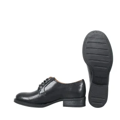 Pandora Laced shoes — Black