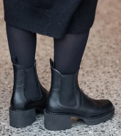 Selma Chelsea boots — Black