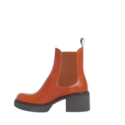 Selma Chelsea boots — Cognac