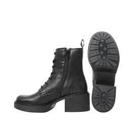 Selma Laced boots — Black