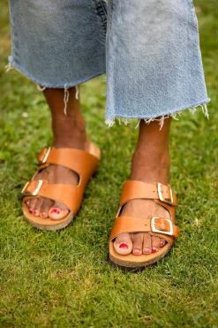 Vivienne Slip-in — Cognac